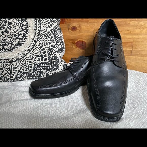 🛑 SOLD 🛑 Ecco Oxford Dress Shoe Black - Picture 1 of 4